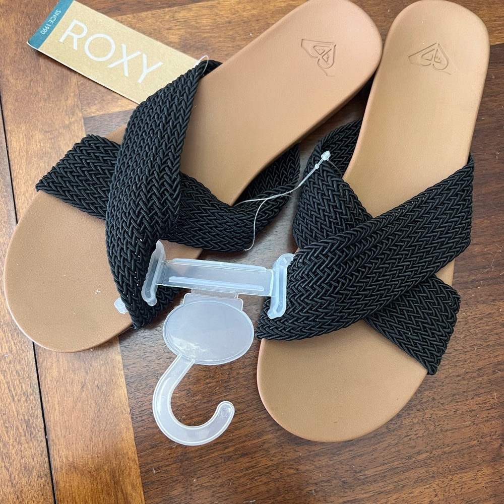 Roxy Daylily Black Slip On Sandals Size 8 NWT